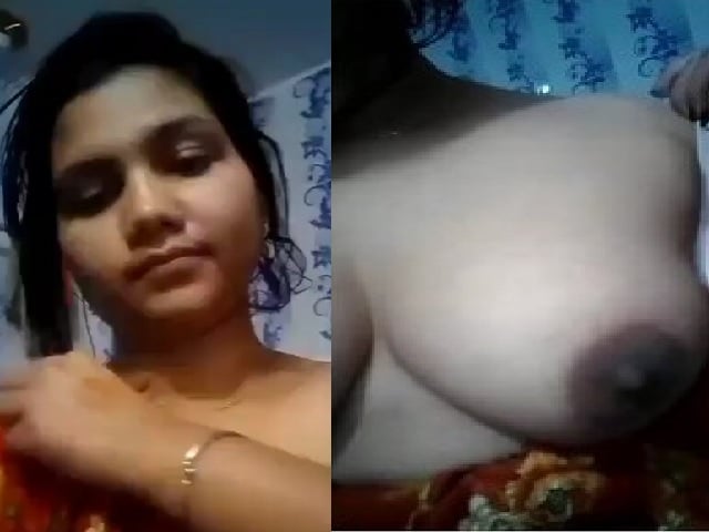 Horny girl desi boob press viral topless selfie