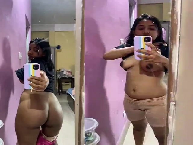 Desi girl nude ass and boobs exposing viral show