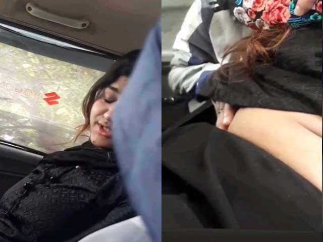 Pakistani girl pussy rubbing in car