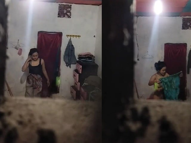 Neighbor aunty spying nude on hidden sex cam