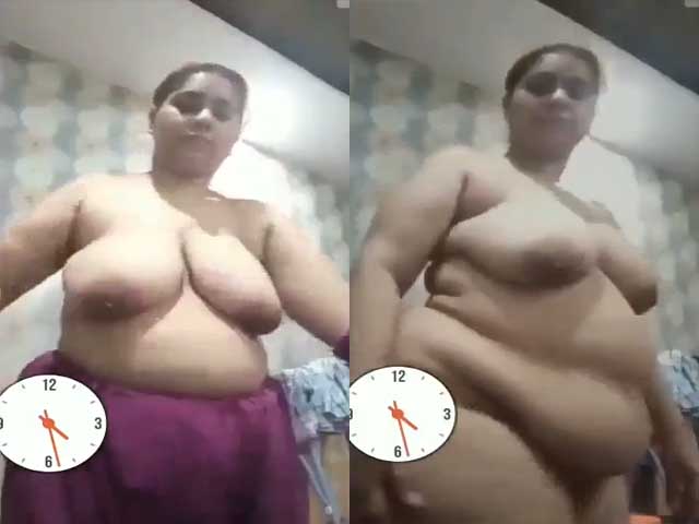 BBW Pakistani housewife full nude show
