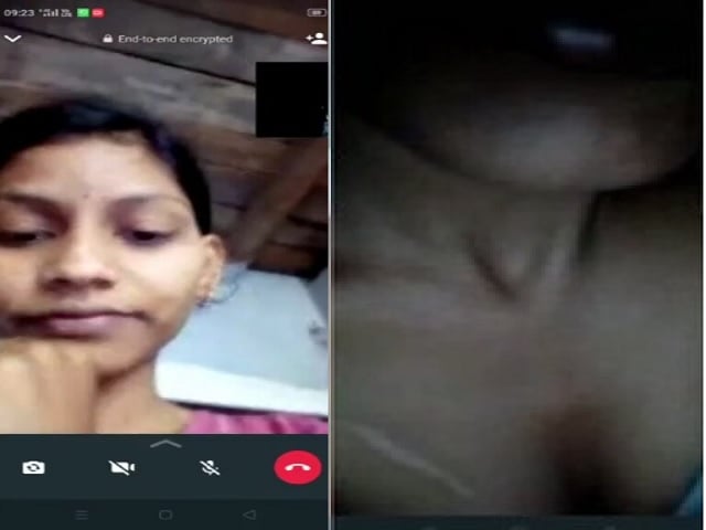 Cute college girl topless whatsapp chatting