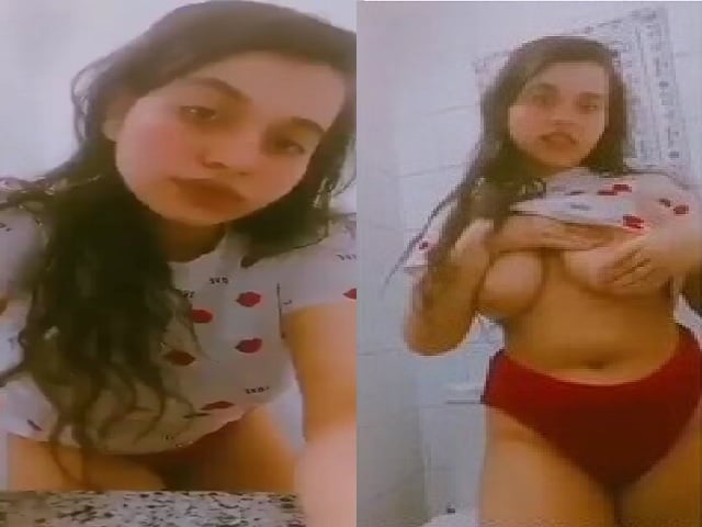 Indian girl naked big boobs showing viral video