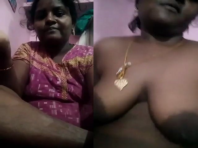 Tamil aunty sex teasing black pussy viral MMS