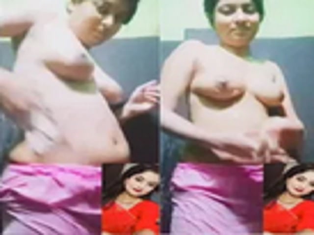 Desi girl nude bath on a video call to boyfriend