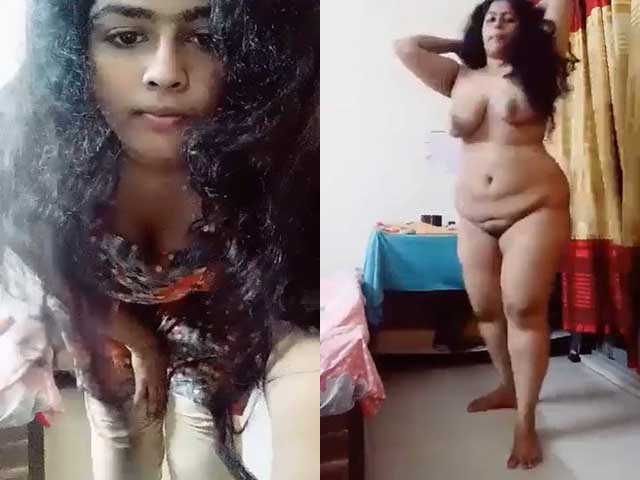 Big ass Indian lady showing her naked beauty