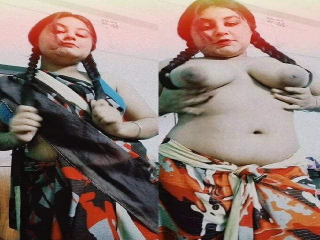 Chubby girl removing saree and big boobs showing