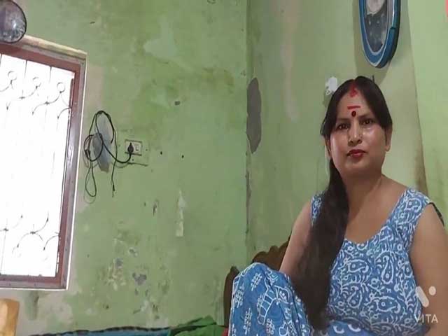 Hot Bhabhi fucked doggy style in kitchen by servant