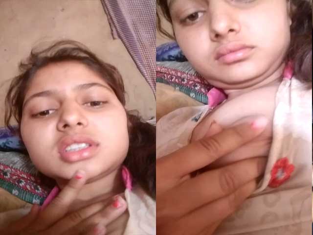 Indian beautiful girl showing her pink nipples