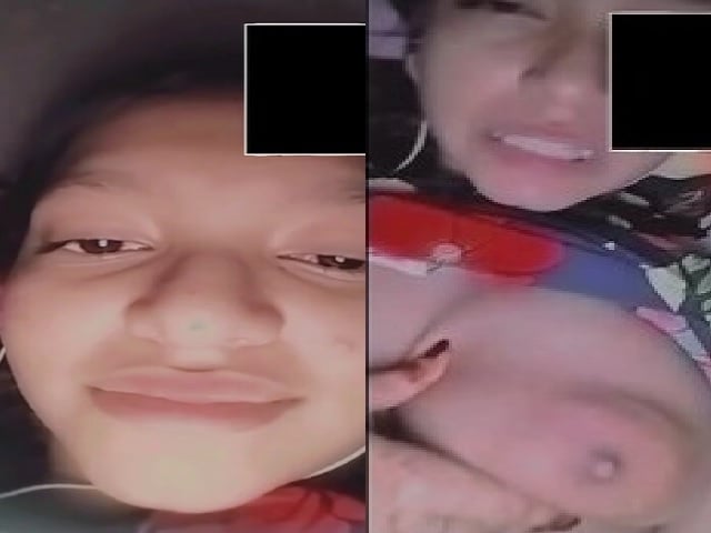 Girlfriend video call chat with boobs show