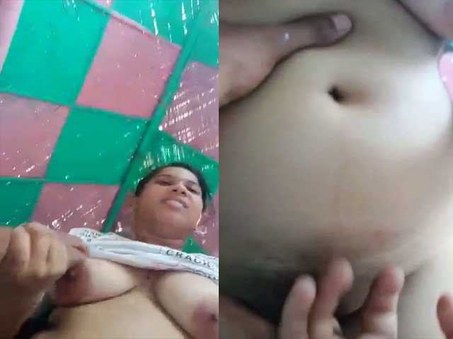 Big boobs girl outdoor pussy fingering by lover