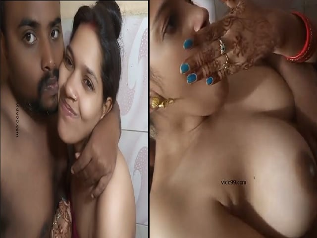 Indian wife selfie sex porn with husband in doggy