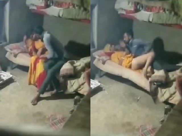 Village wife secret sex with lover caught by husband