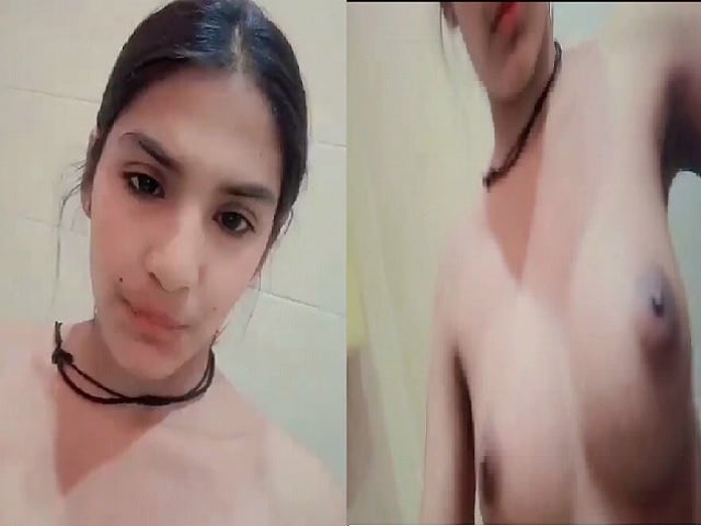 Virgin Paki sex girl naked show for her lover