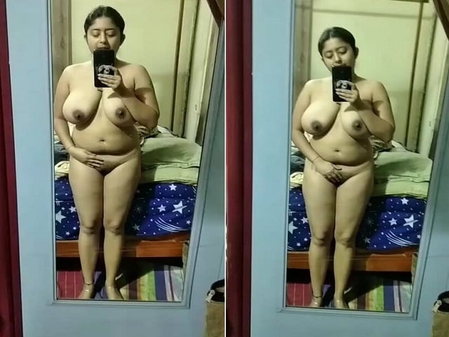 Aunty nude before mirror viral video making for lover