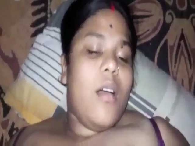 Hot sex with big boobs Bengali Bhabhi