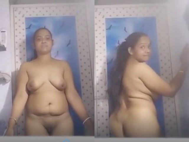 Chubby Indian Bhabhi records her nude video